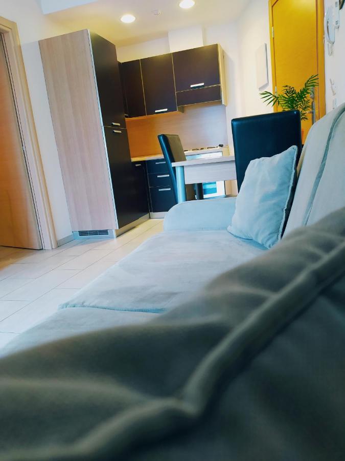 Residence Hotel Rubino Fogliano Marina エクステリア 写真