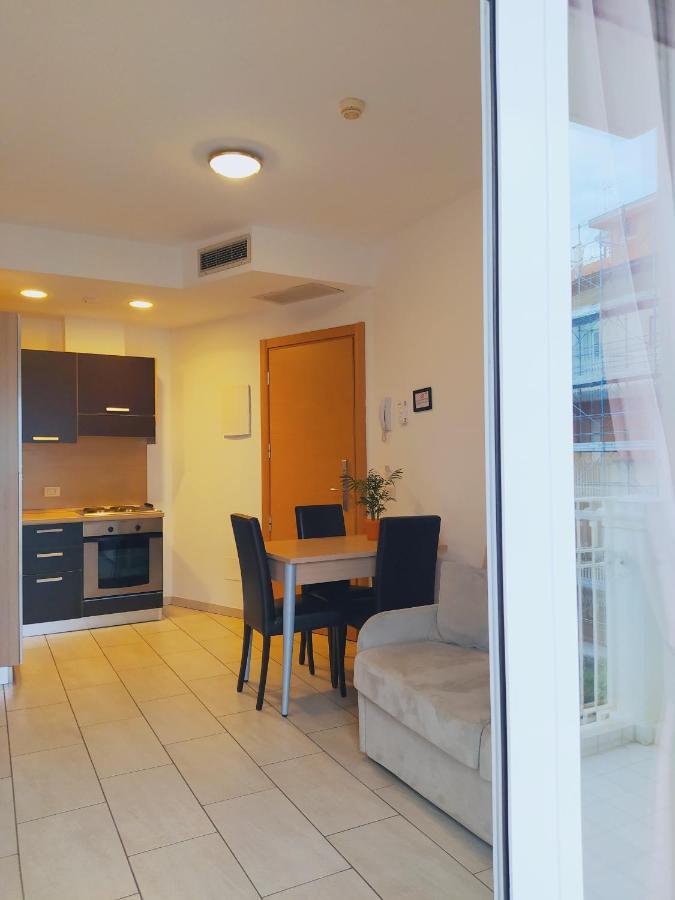 Residence Hotel Rubino Fogliano Marina エクステリア 写真
